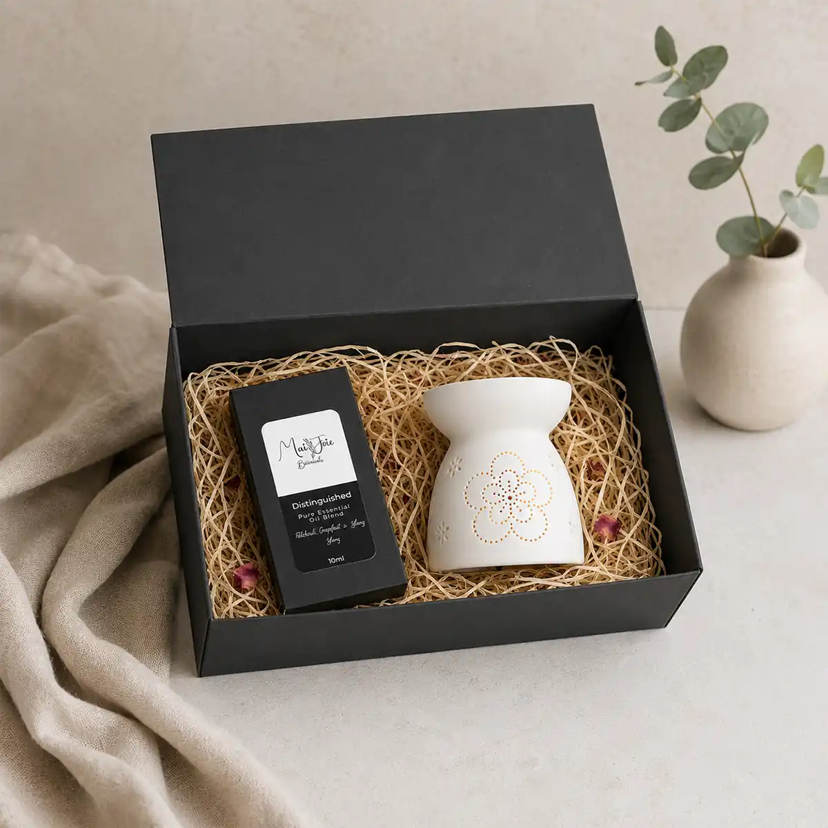 Aromatic Flower Oil Burner Gift Box Distinguished